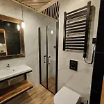 M - Caloroczny Komfortowy Z Kominkiem, Duzym Ogrodem, Miejscem Na Ognisko, Dla 8 Osob