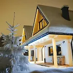 M - Caloroczny Komfortowy Z Kominkiem, Duzym Ogrodem, Miejscem Na Ognisko, Dla 8 Osob 扎科帕内