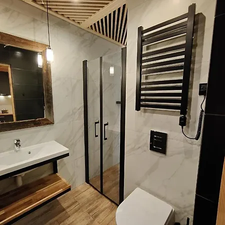 M - Caloroczny Komfortowy Z Kominkiem, Duzym Ogrodem, Miejscem Na Ognisko, Dla 8 Osob