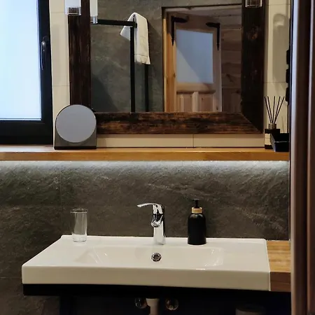 M - Caloroczny Komfortowy Z Kominkiem, Duzym Ogrodem, Miejscem Na Ognisko, Dla 8 Osob زاكوباني